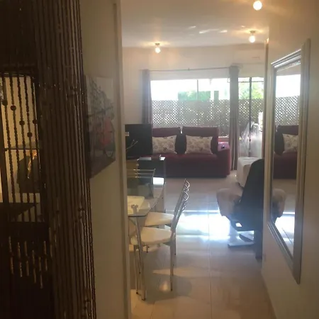 - Estudio En Urbanizacion Parque La Carolina *